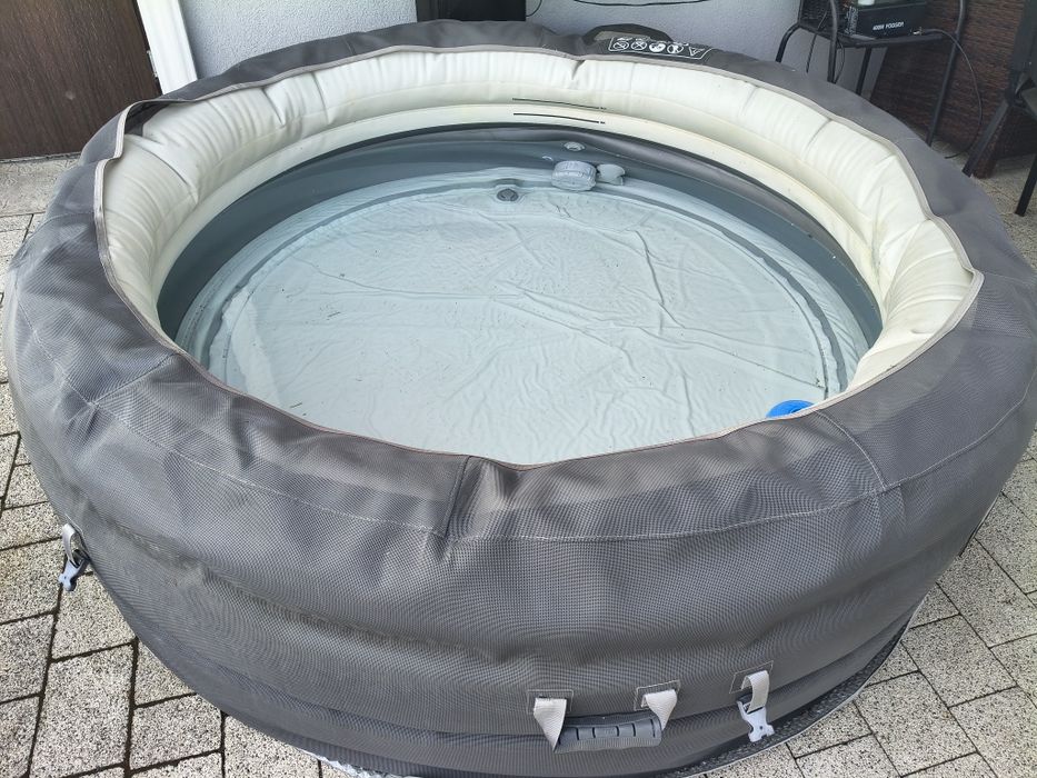 Basen Intex SPA Jacuzzzi  dla 4 osób