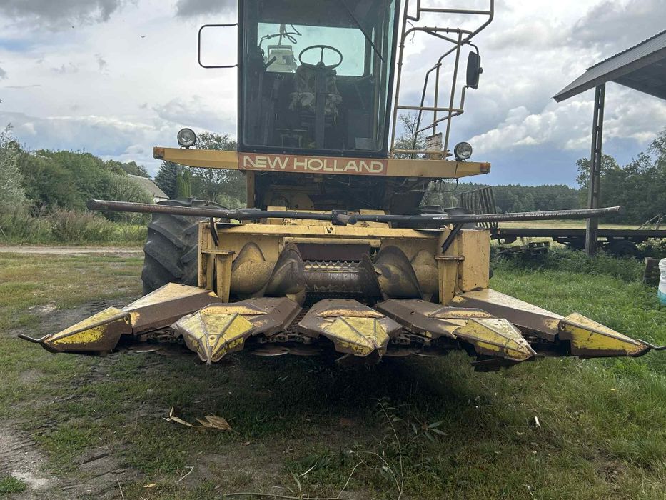 Sprzedam sieczkarnie New Holland 2205