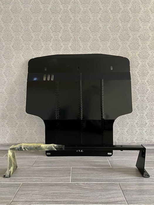 Стальний захист картера. Холоднокатана сталь.Защита картера автомобиля