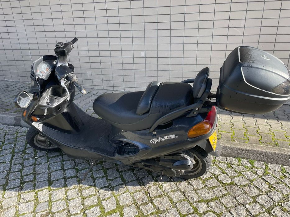 Vendo mota 50cc KYMCO dink
