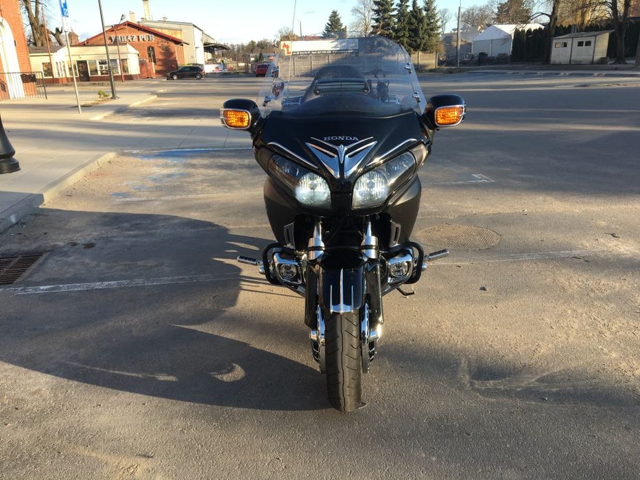 HONDA Goldwing 2012 r . ABS