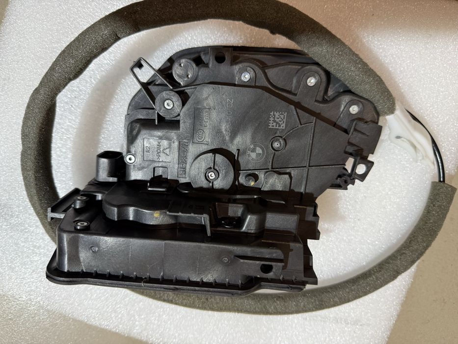 Замок дверей BMW X1 f48, X2 f39, X5 f15, Mini f56 передній правый