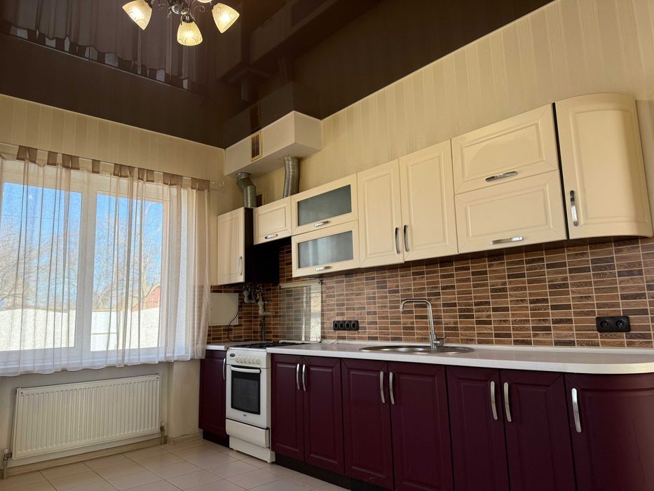 Продам   будинок з газовим опаленням-державні програми- ТАК!!