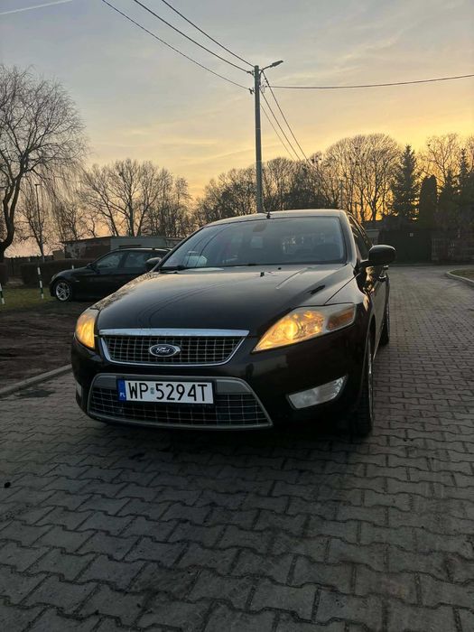 Samochód marki Ford