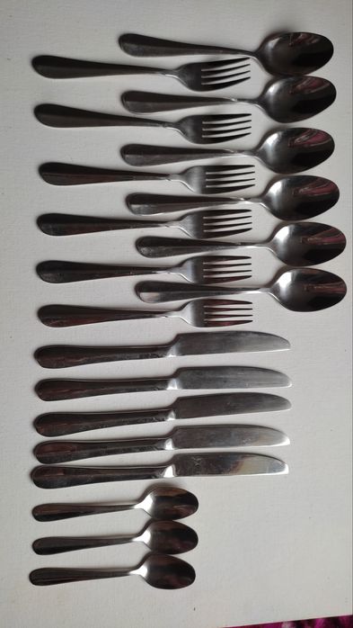 Столовые приборы Bergner 18-10