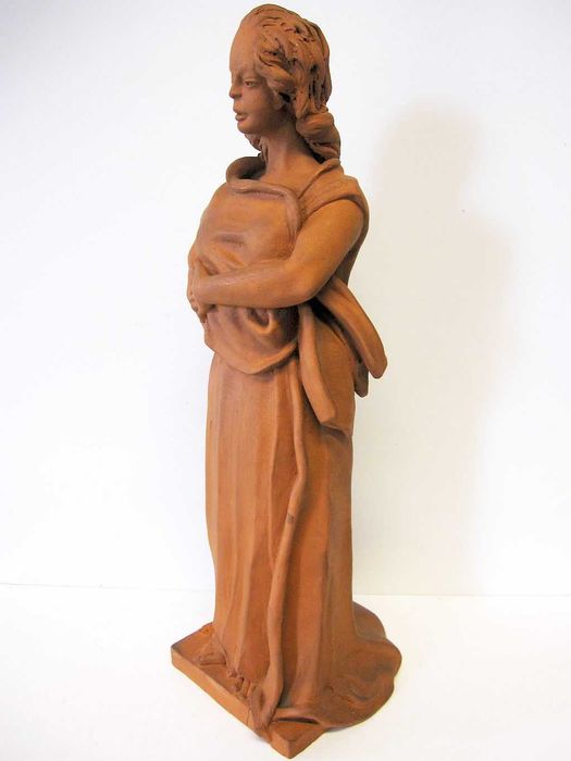 escultura em barro - Fadista - assinada Domingos Barros - 1965