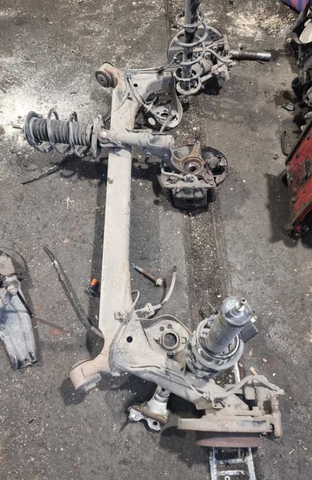 belka tylna Honda Jazz II