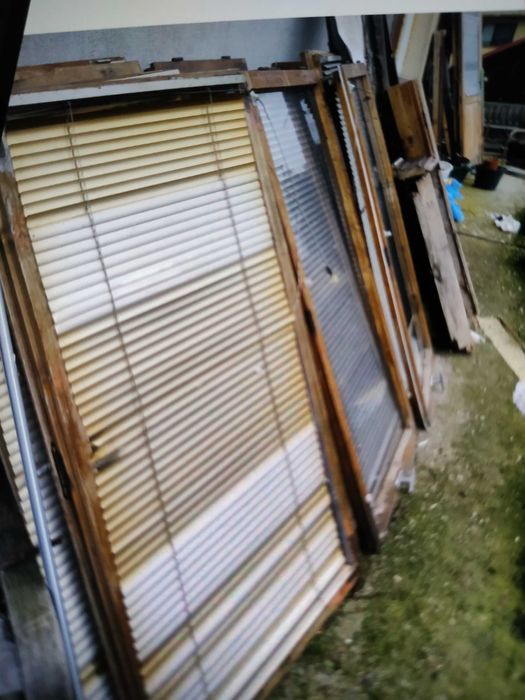 Oddam za darmo drzewo z okien i drzwi - Palety i