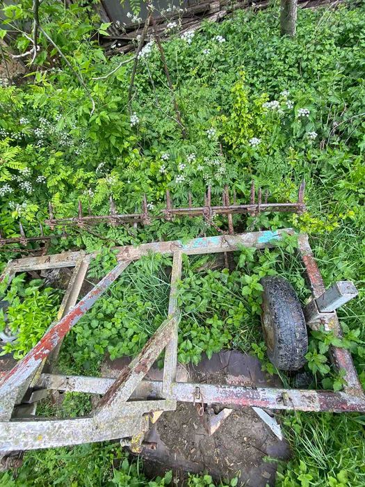 Продам трактор МТЗ 80 з плугом та культиватором