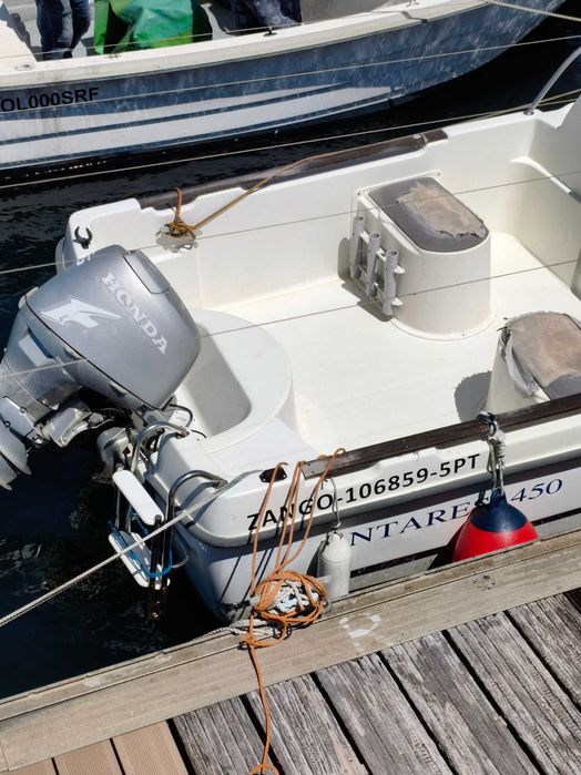Barco Semi-Cabinado Beneteau Antares 450
