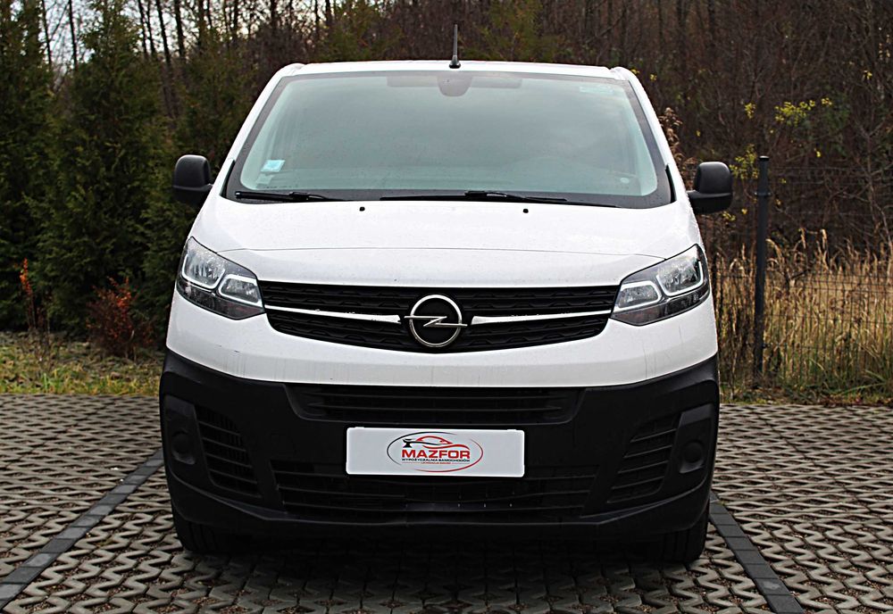 Wynajem bus, wypożyczalnia busów Kielce, dostawcze, osobowe, tanio,