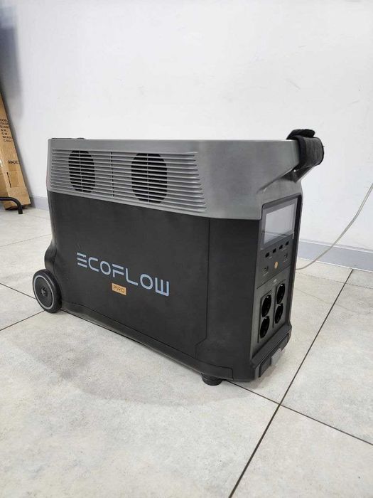 Зарядна станція EcoFlow DELTA Pro