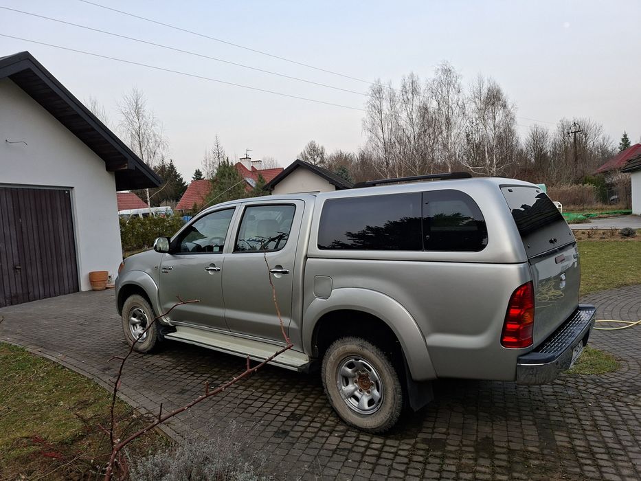 Toyota hilux  w bardzo dobrym stanie!