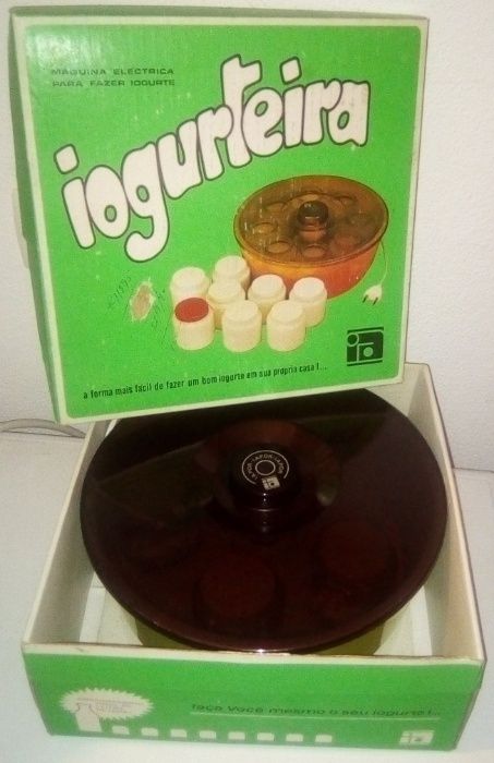 2 Iogurteira antigas