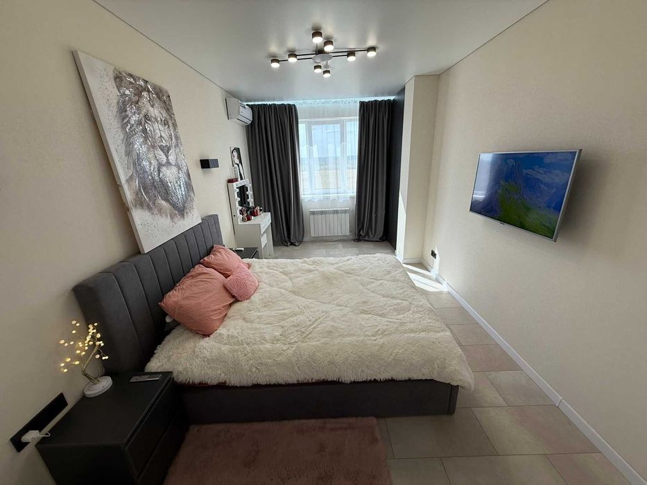 Продаж двокімнатної квартири в новобудові, сучасний ЖК