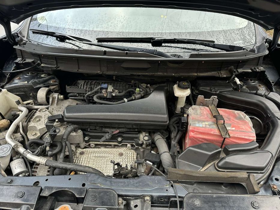 Nissan Rogue SV (7 місць)