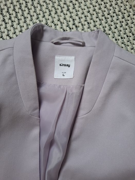 Wrzosowy liliowy garnitur Sinsay marynarka zakiet spodnie r. L, 40