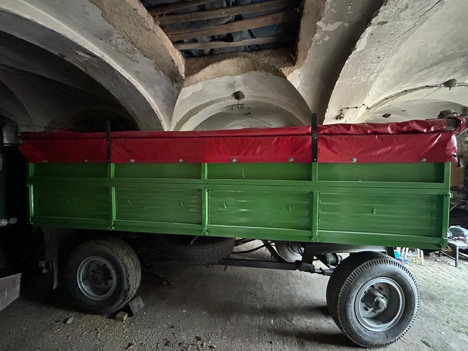Przyczepa rolnicza Sanok D633 9 ton garażowana d50, d55 d47