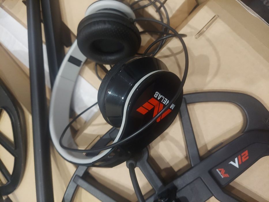 Продам металошукач Vanquish 540