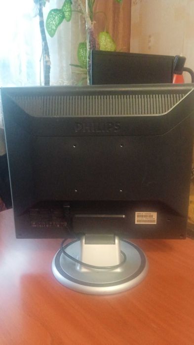 Монітор Philips 19"