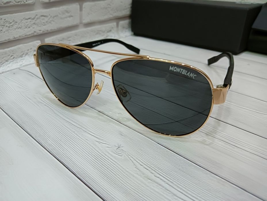 Стильні сонцезахисні окуляри авіатор Montblanc