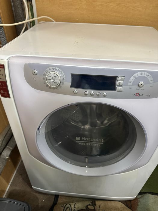 Продам пралку Ariston Aqualtis AQXD 129