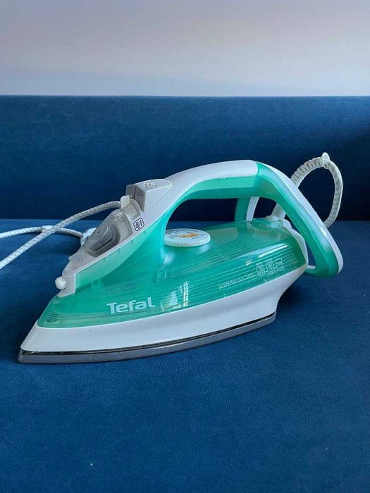 Праска Tefal з парою (2100 Вт, Ultragliss)