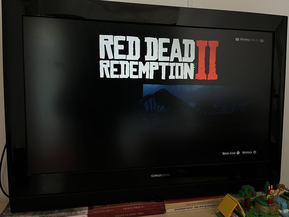 Vendo PS4 falta de uso