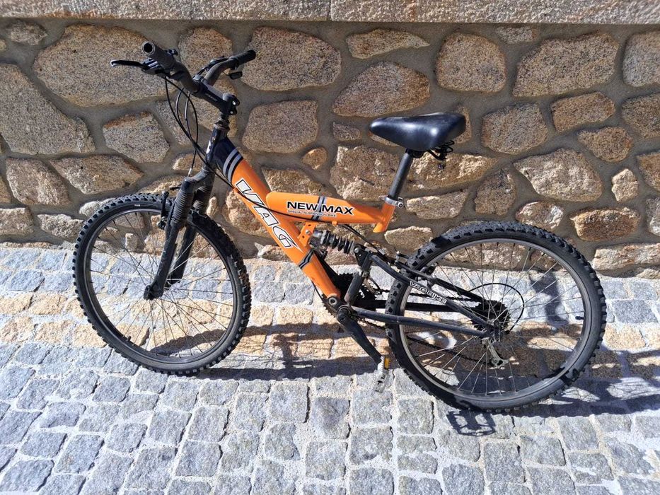 Bicicleta  para jovens