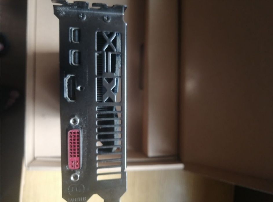 Продам мощный игровой комплект xeon e5 2689, 16gb Ram + видеокарта