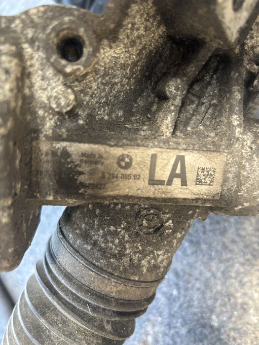 Caixa de direcao eletrica  E90 E87 E9x E8x