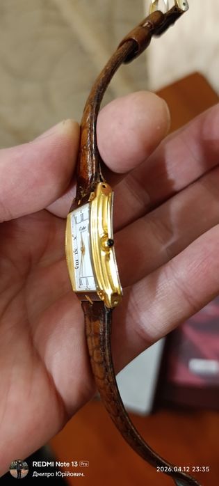 Продам годинник кварц Швейцарії