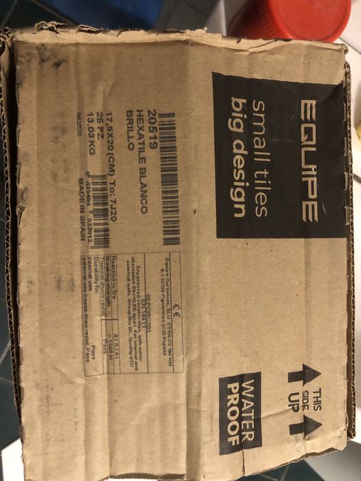 Płytki ścienne heksagon