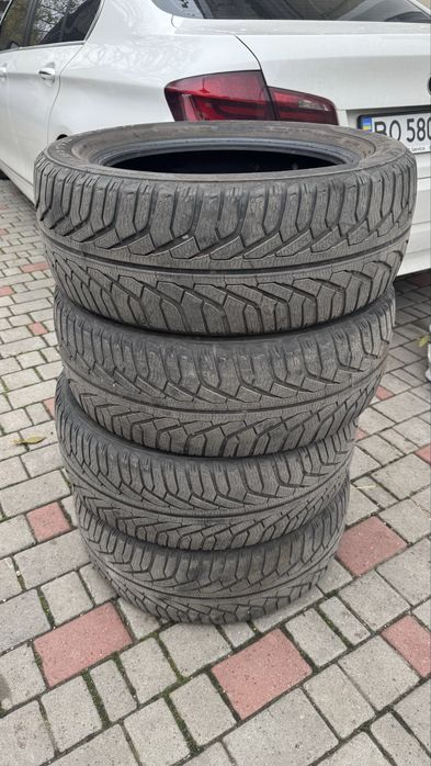 Зимові шини Uniroyal 225/55 R17