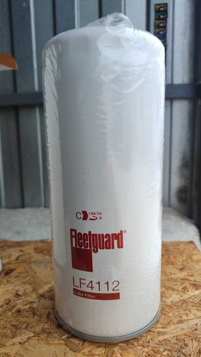 Фільтр масляни LF4112