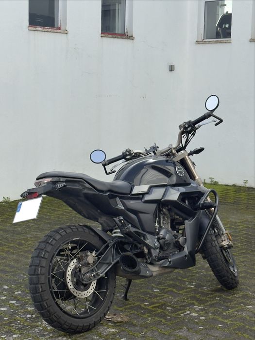 Vendo Mota Zontes ZT 125 G1 como nova