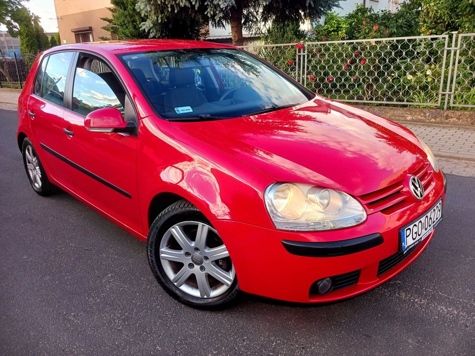 VOLKSWAGEN GOLF V 1.6 LPG stag Klima 5 drzwi stan b.dobry.