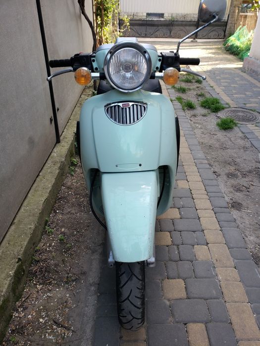 Скутер Aprilia Scarabeo 150