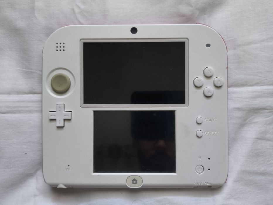 Nintendo 2DS (Desbloqueada)