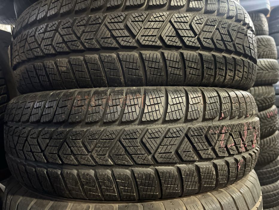 215/70/R16 Пара Нові Зима Pirelli Sottozero
