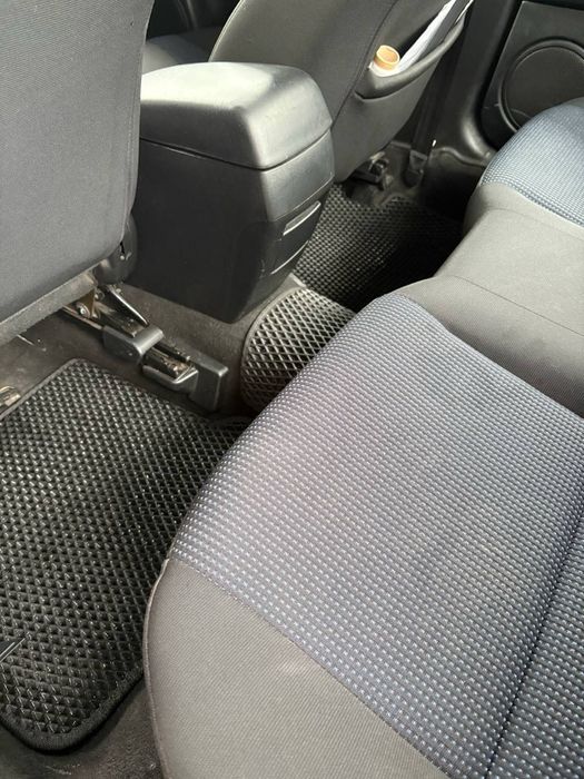 Продається Mazda 3 2005 року