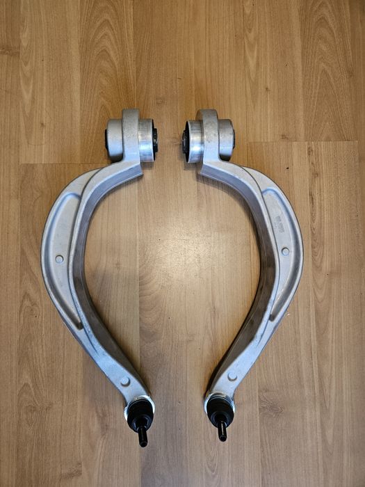 WAHACZ dolny lewy i prawy przód 'BANAN' AUDI A4 A5 Q5 B8 MS Germany