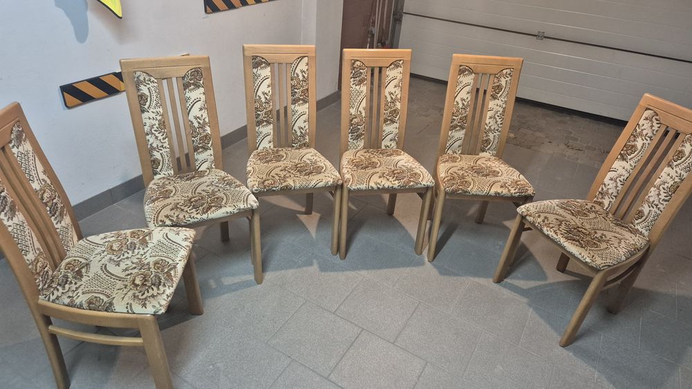 Krzesła tapicerowane
