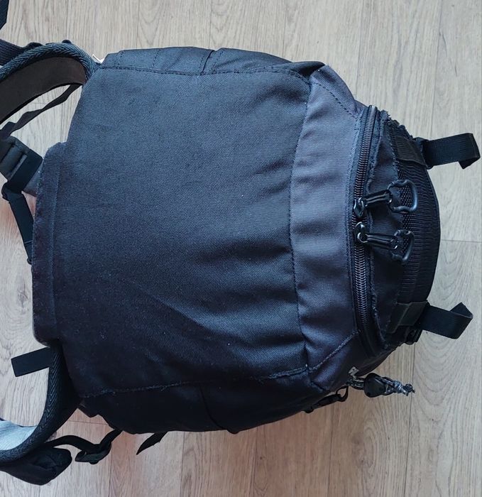 Рюкзак б/у спортивный FORCLAZ 50L, с дождевиком.