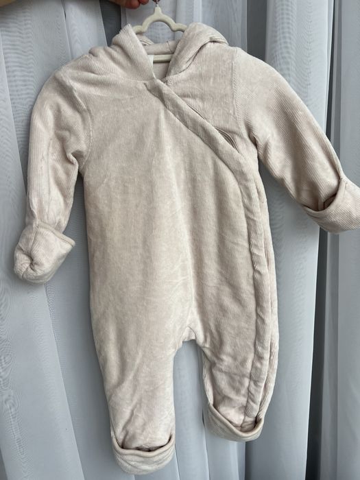 Комбінезон демісезонний фірми H&M, 68 розмір