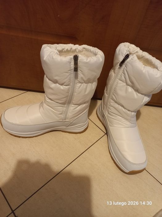 Nowe śniegowce damskie biale 40