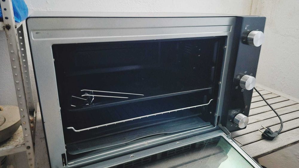 Mini-forno FLAMA 1558FL (Capacidade: 58 L - 2000 W)