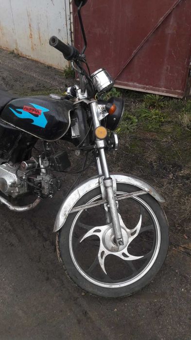 Альфа робочий,не потребуе вкладень.Нові колеса,один власник,нове щепле