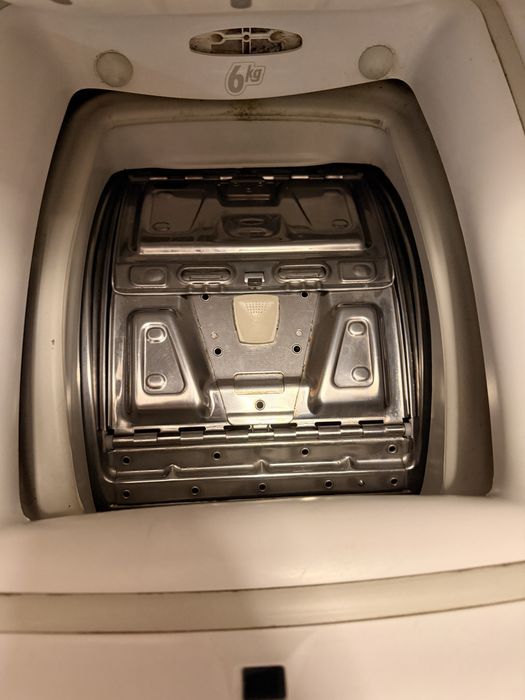 Máquina de Lavar Roupa Candy Smart CTG 116 – 6 kg | 1100 rpm