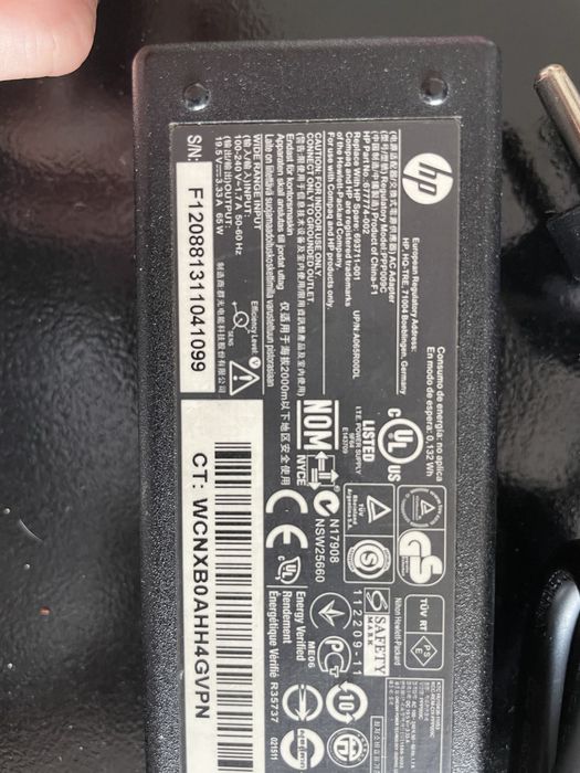 Carregador computador HP.